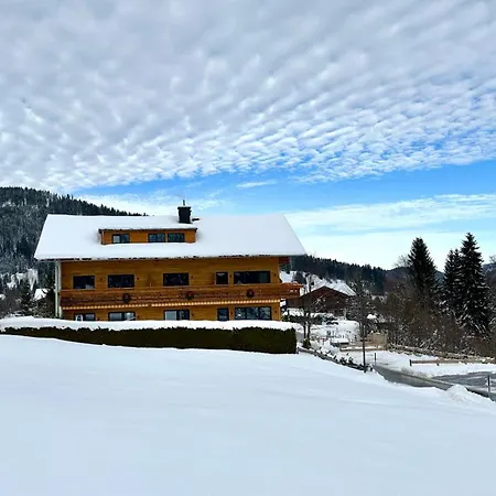 Alpen Lodge Riezlern Exterior foto
