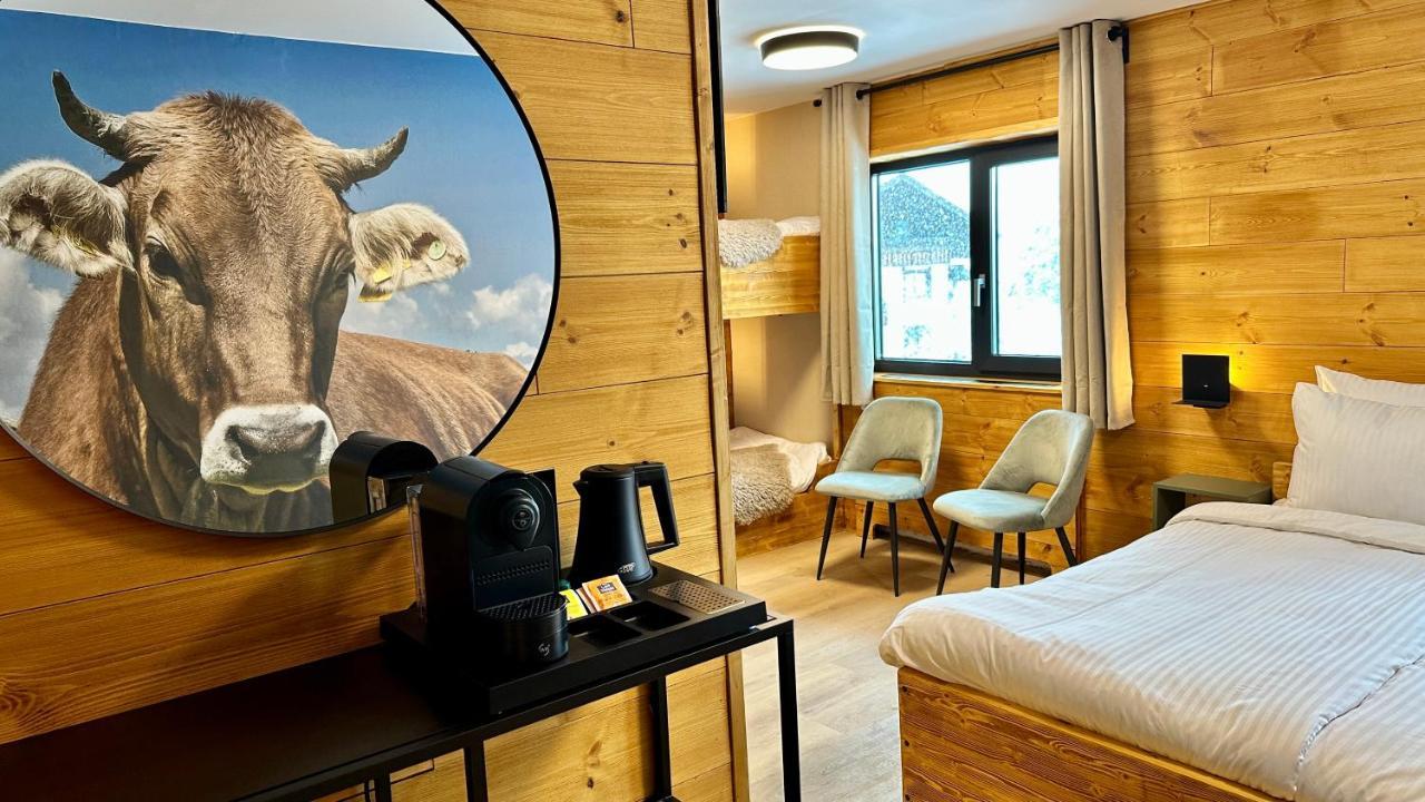 Alpen Hotel *